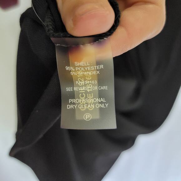 Calvin Klein Black Sleeveless Pleated Round Neck Minimal Classic Blouse Size 4 - Picture 7 of 10